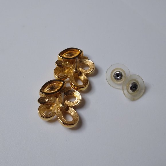 Vintage Marquise Faux Ruby Metal Earrings - Picture 13 of 16